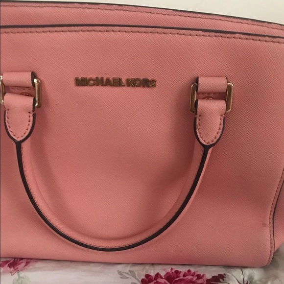 Michael Kors Handbags - Michael Kors bag Michael Kors Handbags - Michael Kors bag